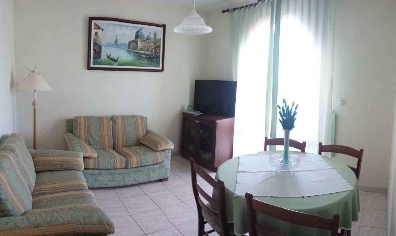Vila "Mare" Banjol ภายนอก รูปภาพ