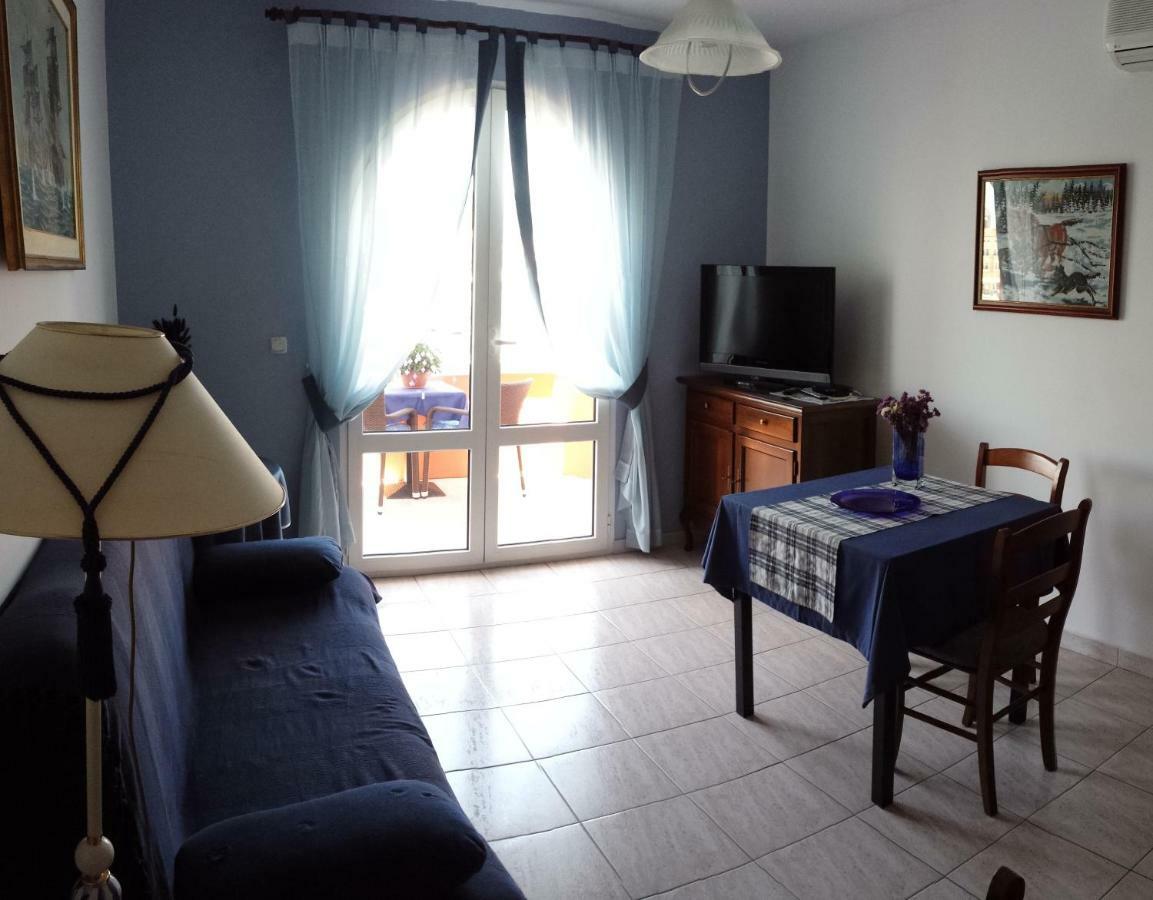 Vila "Mare" Banjol ภายนอก รูปภาพ